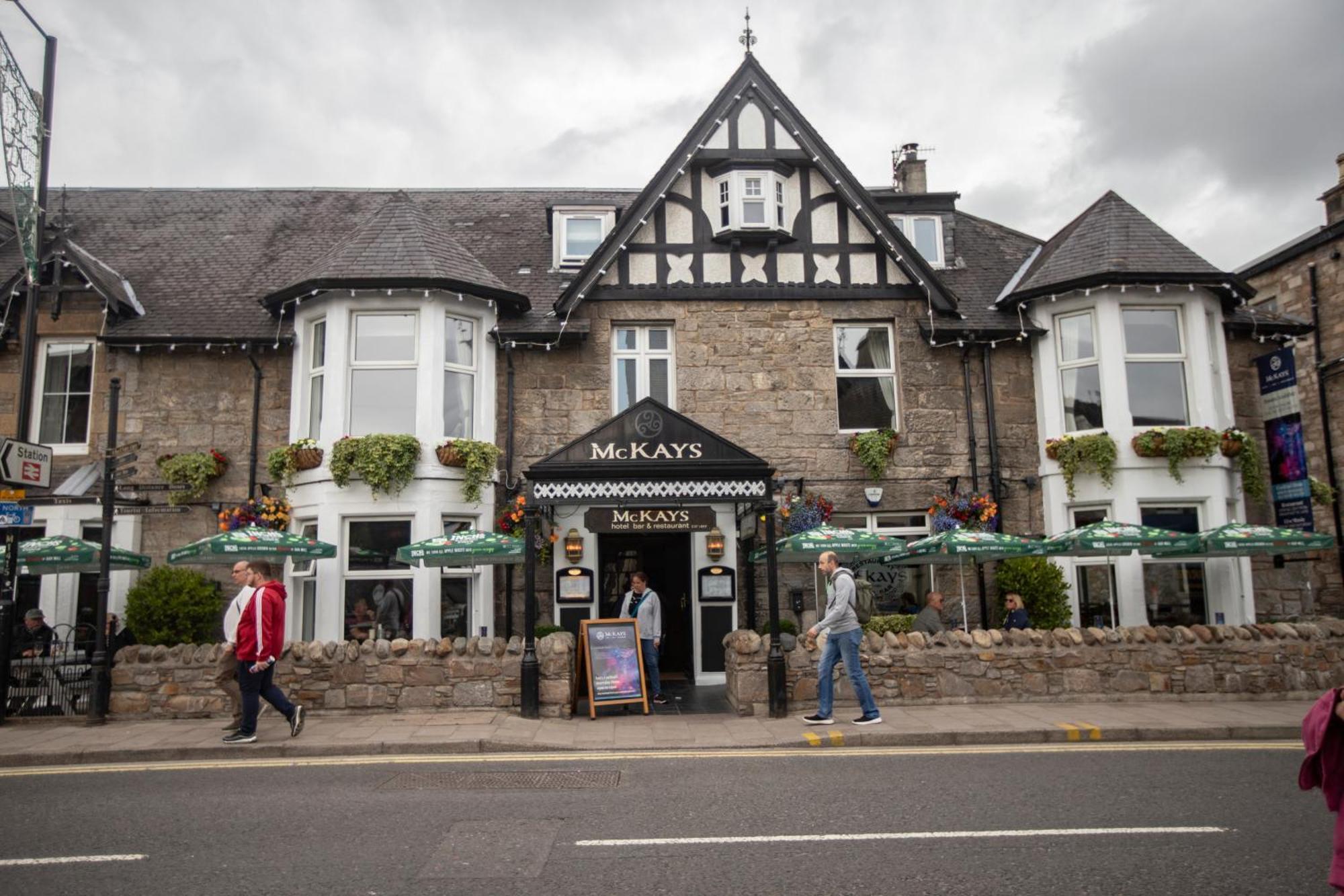 Mckays Hotel Pitlochry Exterior foto